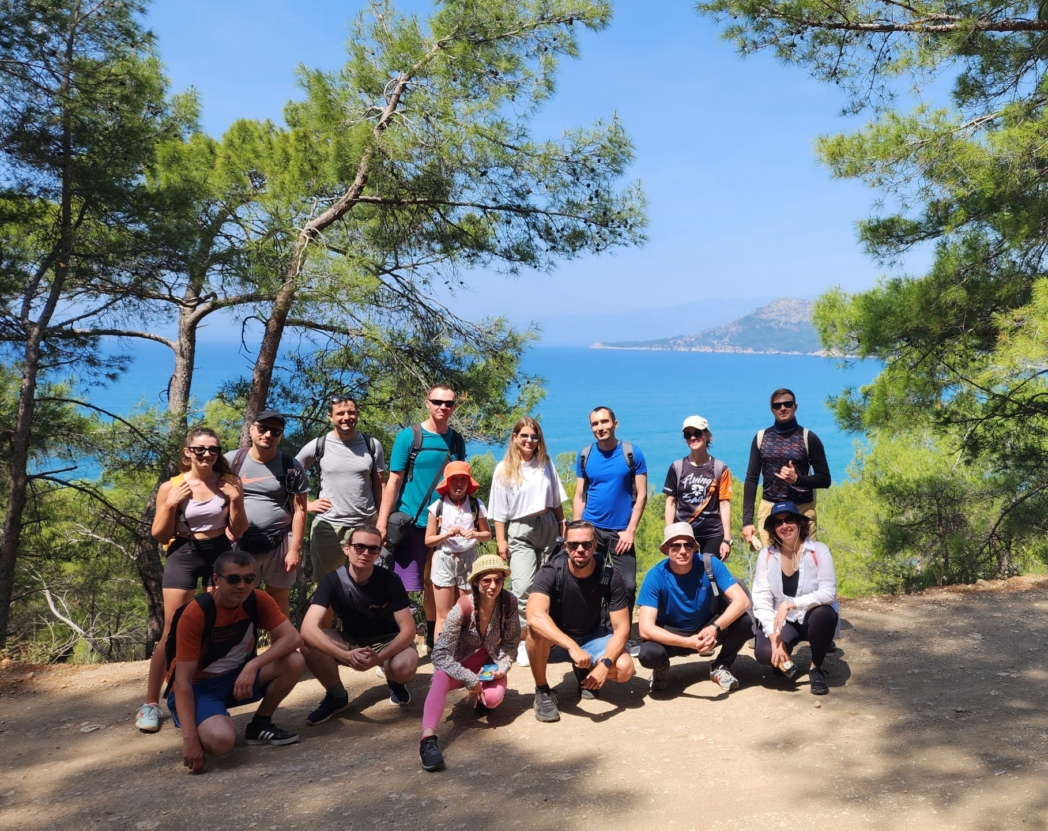 Group photo - Караоз - Маяк Гелидония 🐕