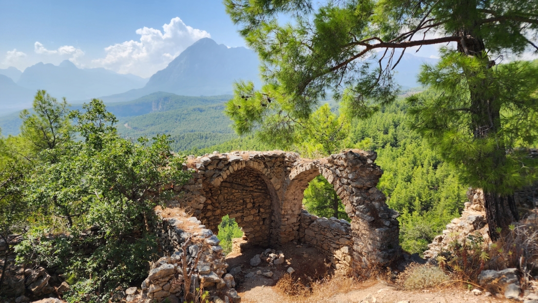 Озеро Дойран, монастырь ☀️