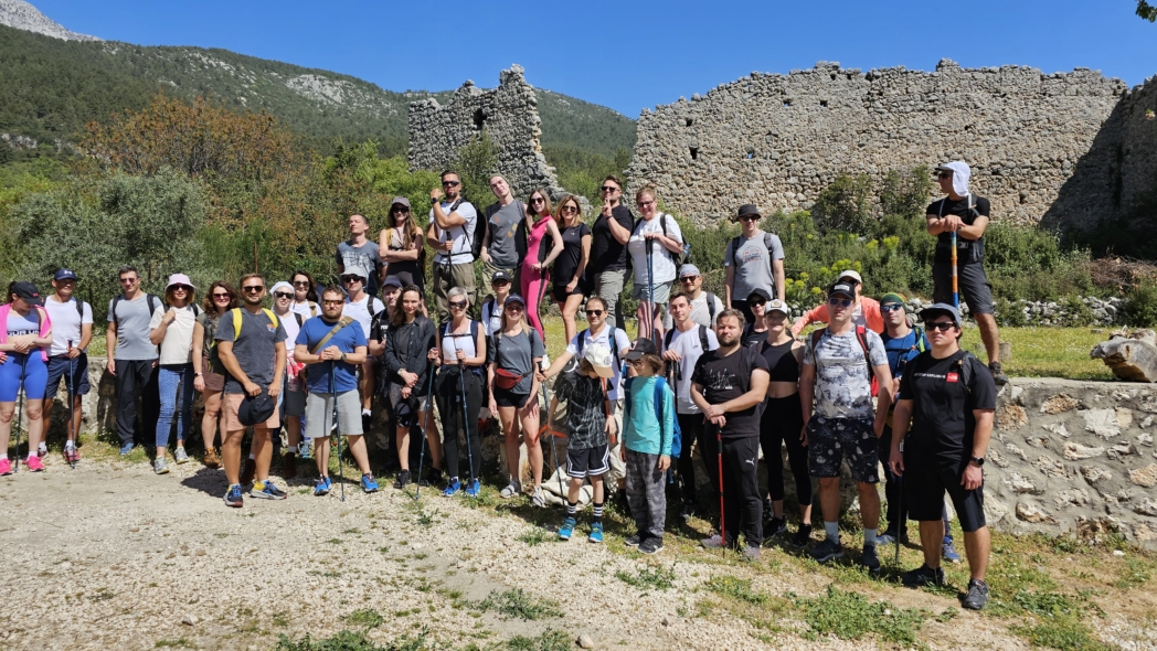 Group photo - Гедельме - мост